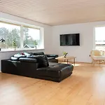 4 Star In Romo 度假居 *